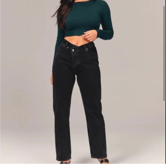 Abercrombie & Fitch Asymmetric crisscross The Dad High Rise Black Jeans 25/0 - Picture 4 of 15